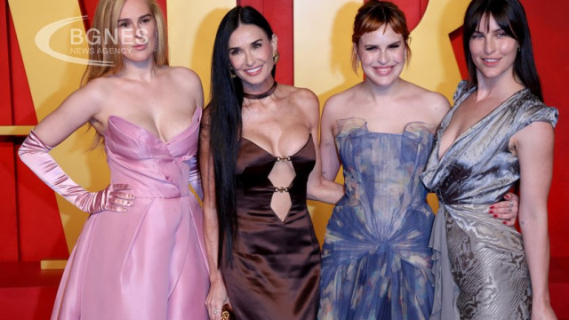 Demi Moore and her daughters looked dazzling at the Oscars